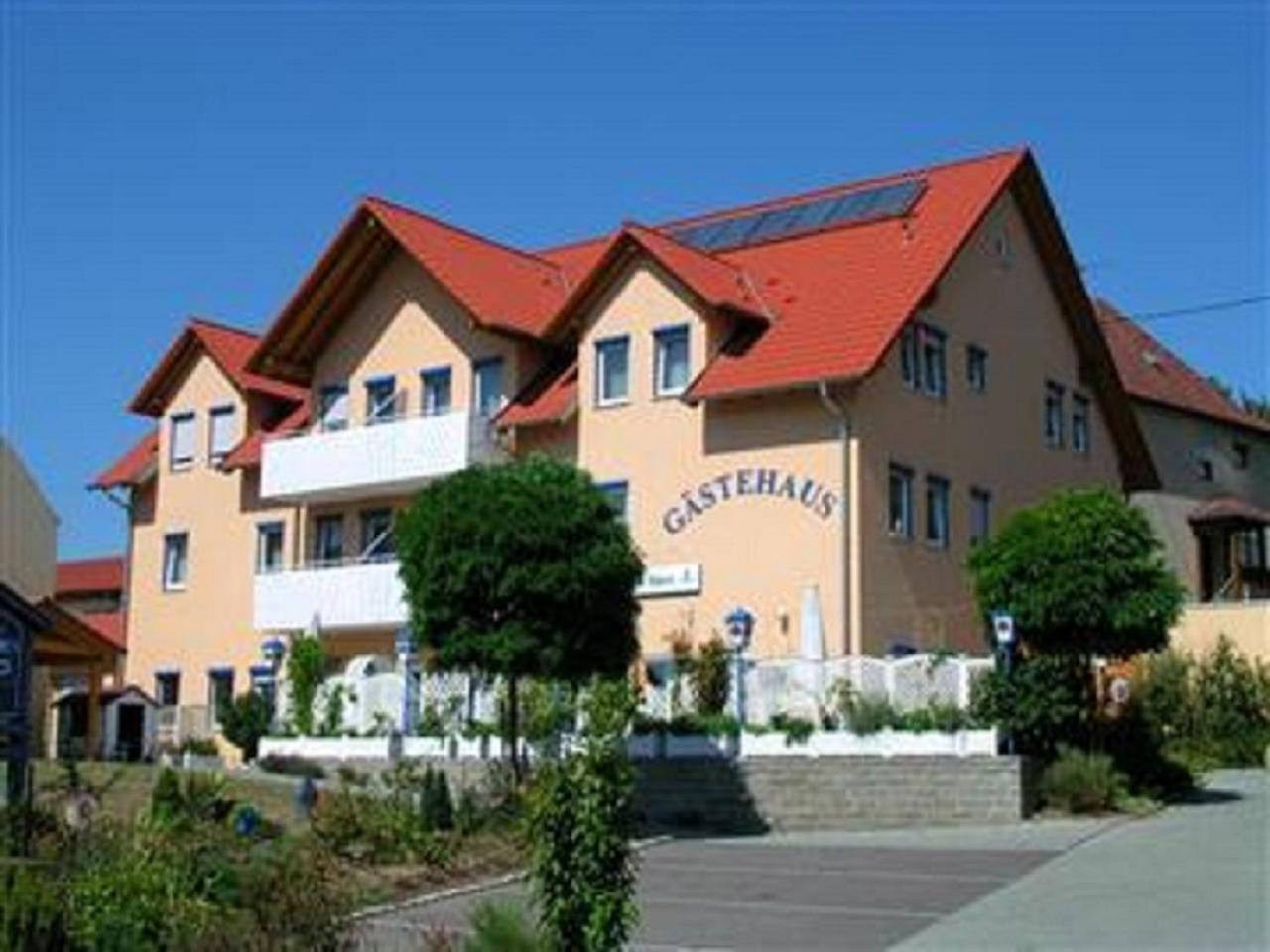 Gasthaus Zum Baeren Gaestehaus Wittighausen Экстерьер фото